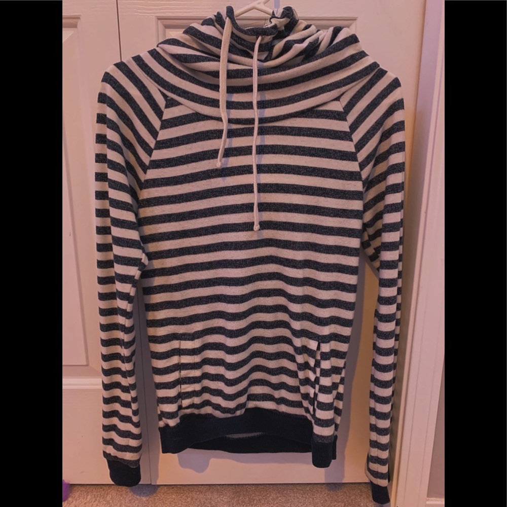 Bluenotes gray and white striped hoodie
